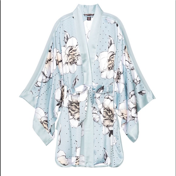 Victoria‘s Secret Floral Satin Kimono Robe NWT - Picture 1 of 3